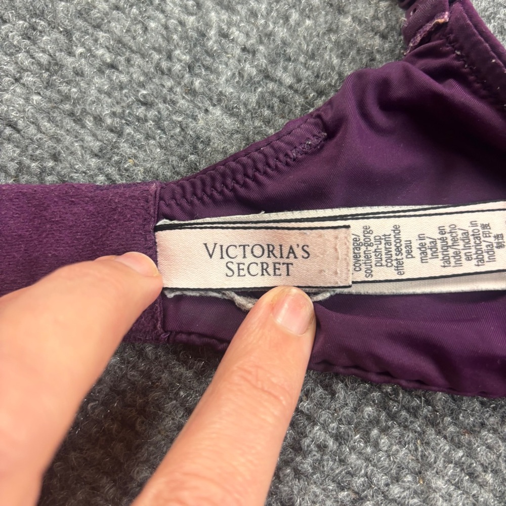 VICTORIAS’S SECRET Women’s Purple T-Shirt Push-Up Full Coverage Bra size: 38C - Picture 4 of 6